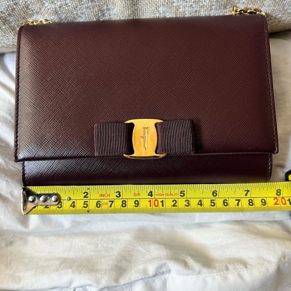 Salvatore Ferragam Vara Ginny Crossbody Bag - Picture 6 of 8